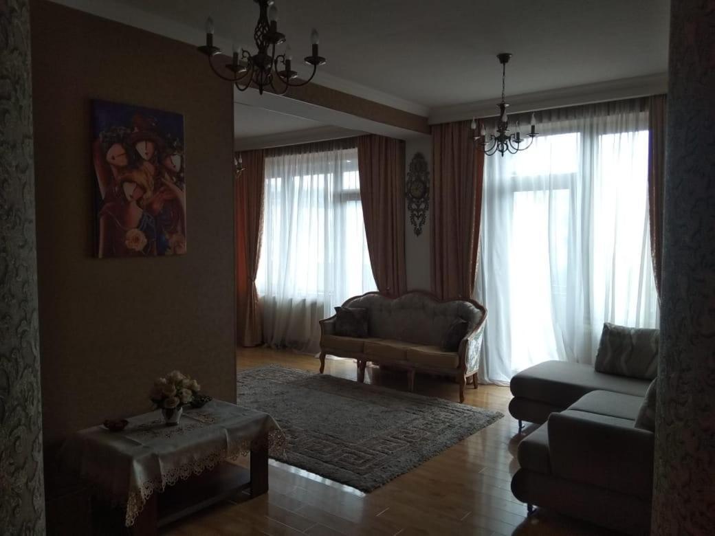 Avlabari Old Town Residence Tbilisi ภายนอก รูปภาพ